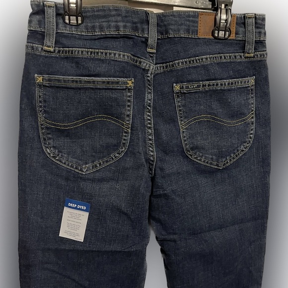 NWT•LEE Capri Jeans • Choose from Dark or Medium color denim - Picture 3 of 8